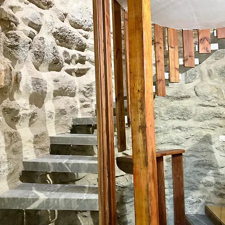 La Tour Du Chateau - Jacuzzi Sur Le Toit Gerendaház *